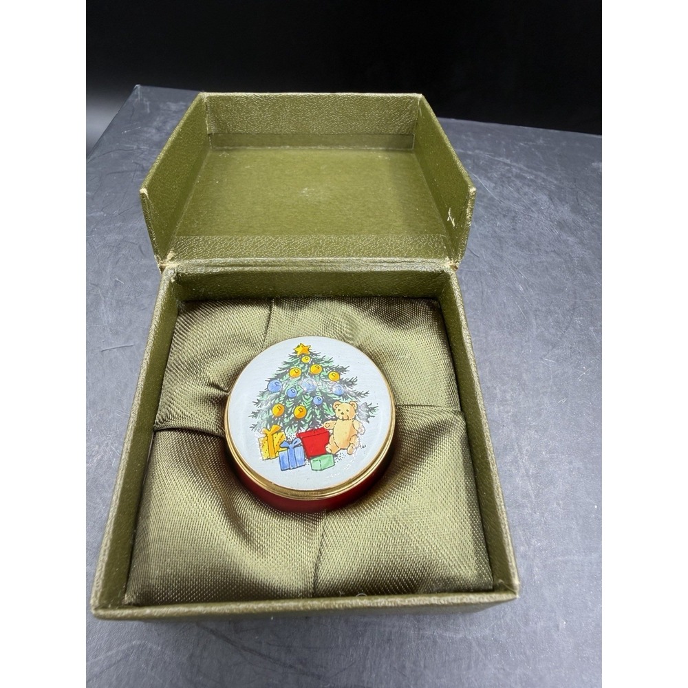 🎄 Crummels English Enamels Vintage Tiny Christmas Trinket Box – EUC ✨